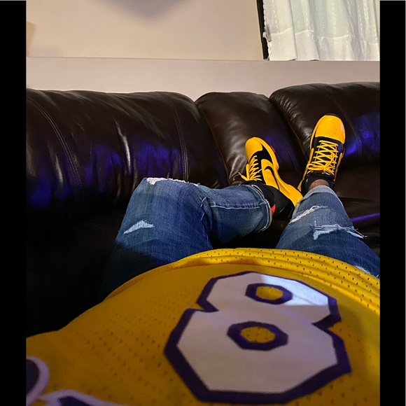 Meet your Posher, Josue - Picture 1 of 1